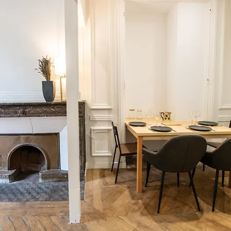 شقة Le Chavannes -ecrin Elegant & Cosy - Pentes De La Croix Rousse ليون