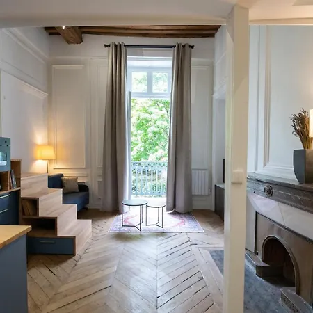 Le Chavannes -ecrin Elegant & Cosy - Pentes De La Croix Rousse 아파트 리옹